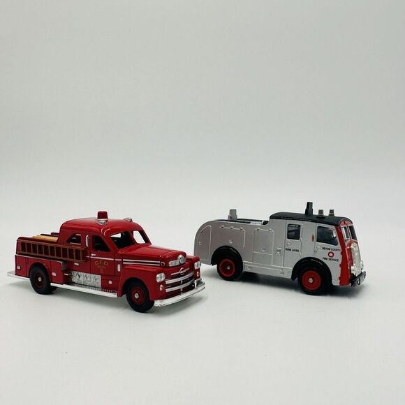 Crogi Classics Fire Trucks Diecast Seagrave & Dennis F8 Fire Engine 3.5in - Picture 1 of 10